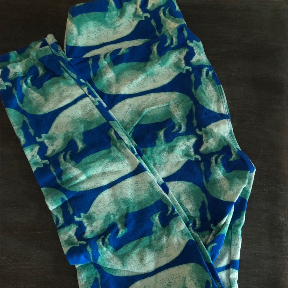Green Pig Lularoe OS leggings LLR